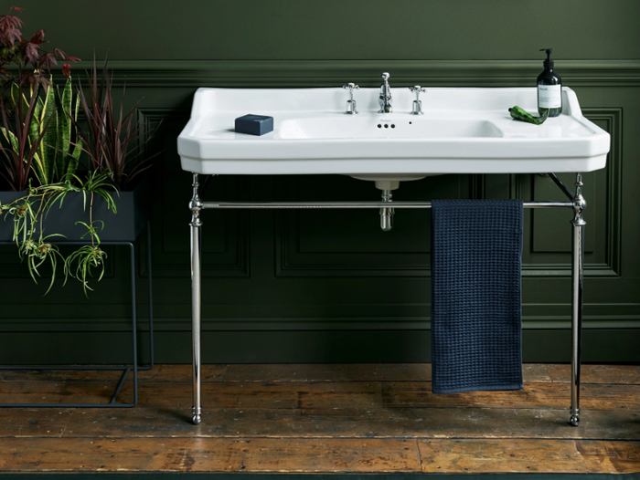 EDWARDIAN - Console Vitreous China washbasin with towel rail _ bathroom brands